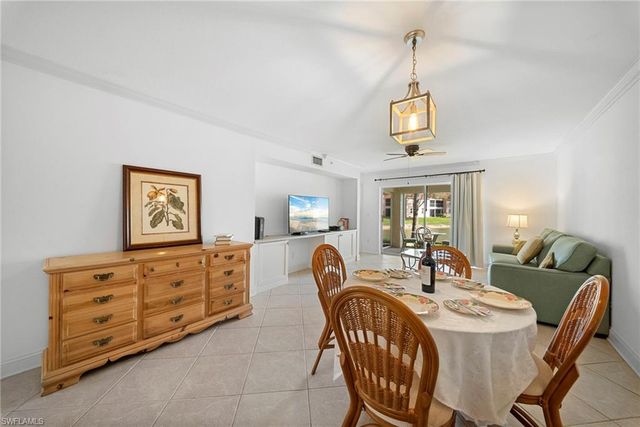 2456 Millcreek LN 103, Naples, FL 34119