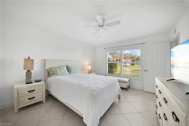 2456 Millcreek LN 103, Naples, FL 34119