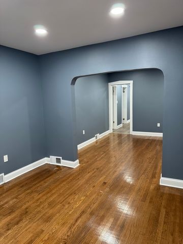 1250 N Monitor Avenue, Chicago, IL 60651