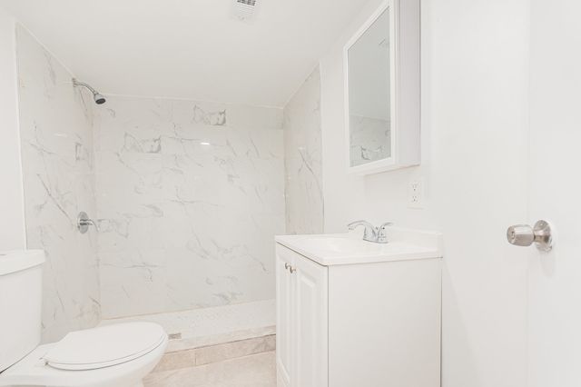 1250 N Monitor Avenue, Chicago, IL 60651