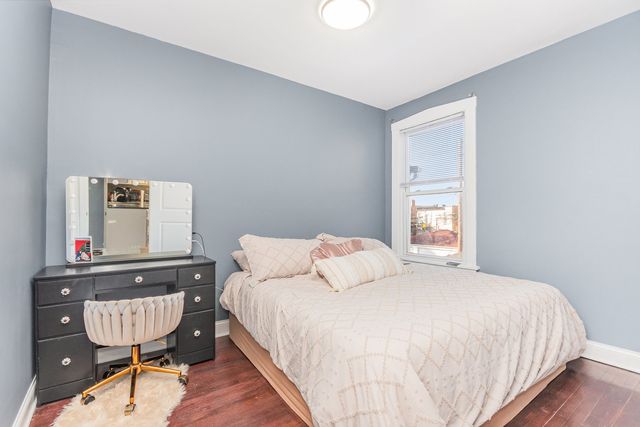 1250 N Monitor Avenue, Chicago, IL 60651