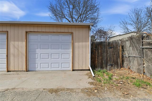 828 S Emerson Street, Denver, CO 80209