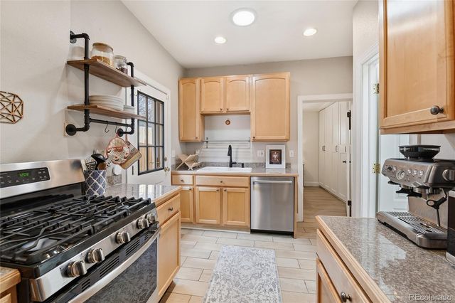 828 S Emerson Street, Denver, CO 80209