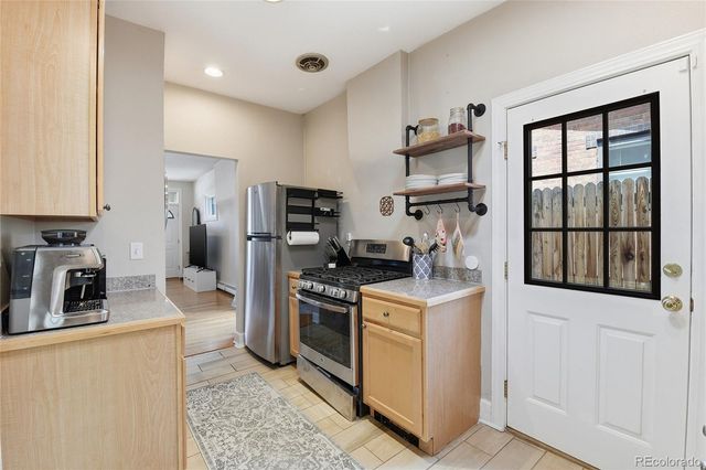 828 S Emerson Street, Denver, CO 80209