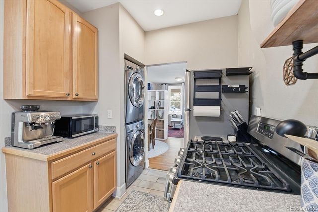 828 S Emerson Street, Denver, CO 80209