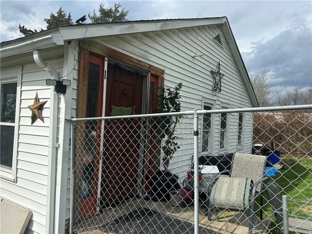 108 Chalfant St, Dunbar Twp, PA 15486