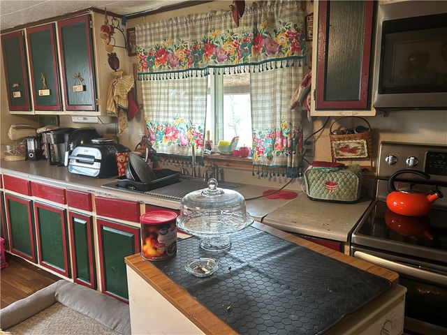 108 Chalfant St, Dunbar Twp, PA 15486