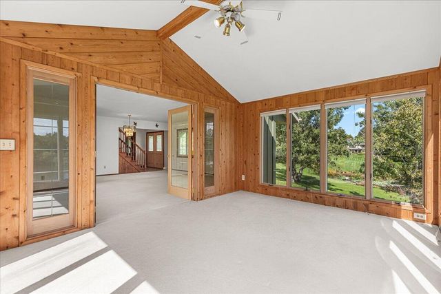 N5454 Crystal Springs DRIVE, Fredonia, WI 53021