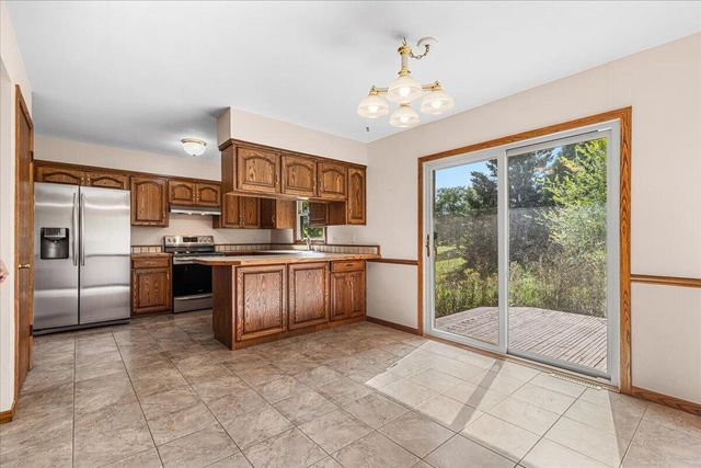 N5454 Crystal Springs DRIVE, Fredonia, WI 53021