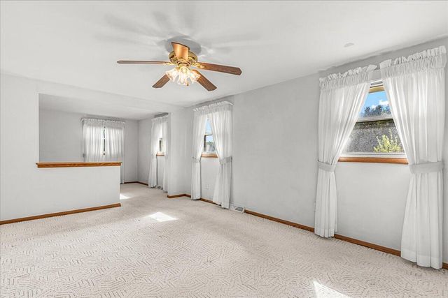 N5454 Crystal Springs DRIVE, Fredonia, WI 53021