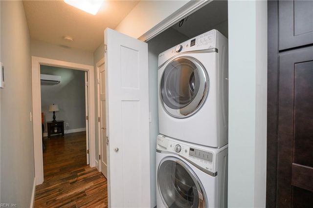 10410 Robins Nest LN, Gloucester, VA 23061