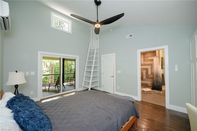 10410 Robins Nest LN, Gloucester, VA 23061