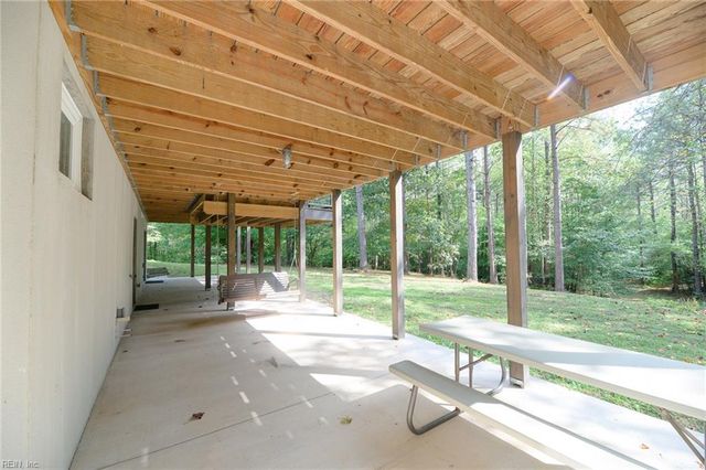 10410 Robins Nest LN, Gloucester, VA 23061