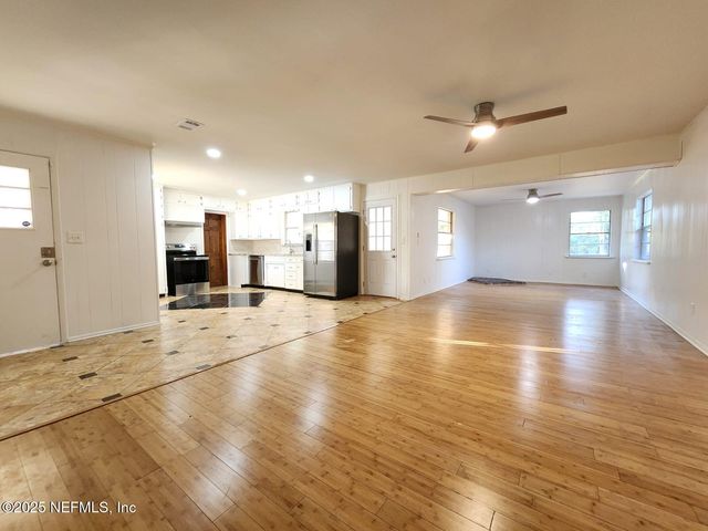 6523 HASLETT Drive N, Jacksonville, FL 32277