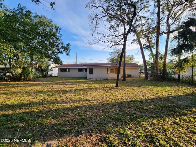 6523 HASLETT Drive N, Jacksonville, FL 32277