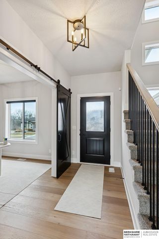 21359 E Circle, Elkhorn, NE 68022