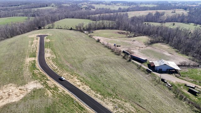 120 Daniel Lane, Westmoreland, TN 37186