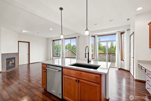 22820 41st DR SE, Bothell, WA 98021