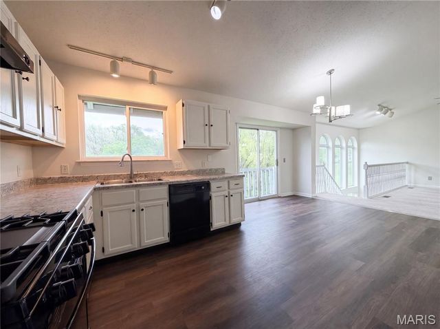 5017 Marne Drive, Black Jack, MO 63033