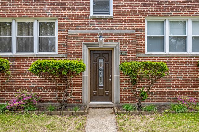 2739 W Summerdale Avenue 2W, Chicago, IL 60625