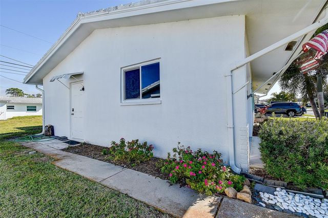 14131 89TH AVENUE, Seminole, FL 33776