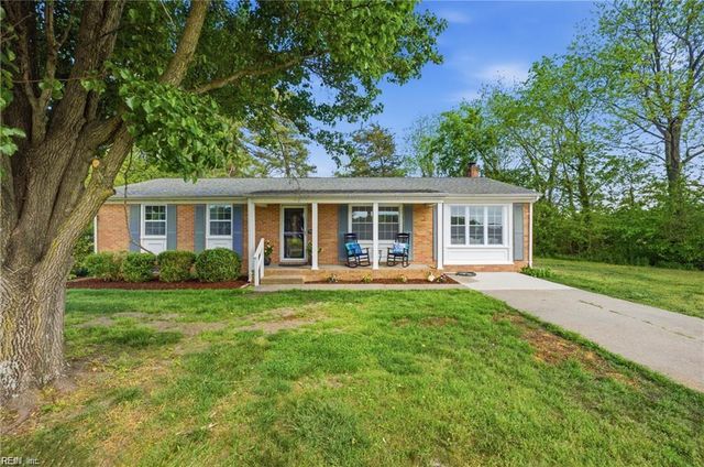 8157 Glass RD, Hayes, VA 23072