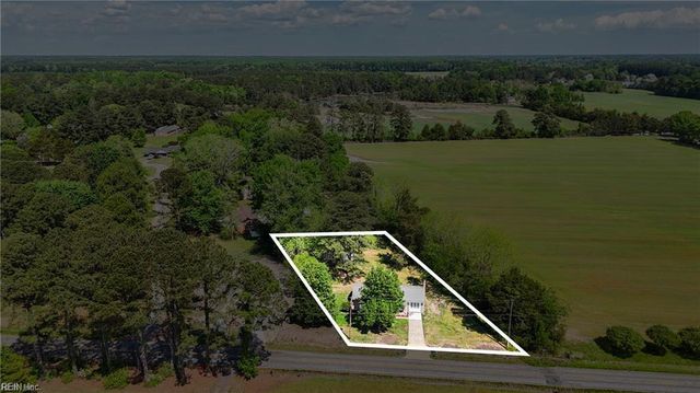 8157 Glass RD, Hayes, VA 23072