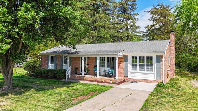 8157 Glass RD, Hayes, VA 23072