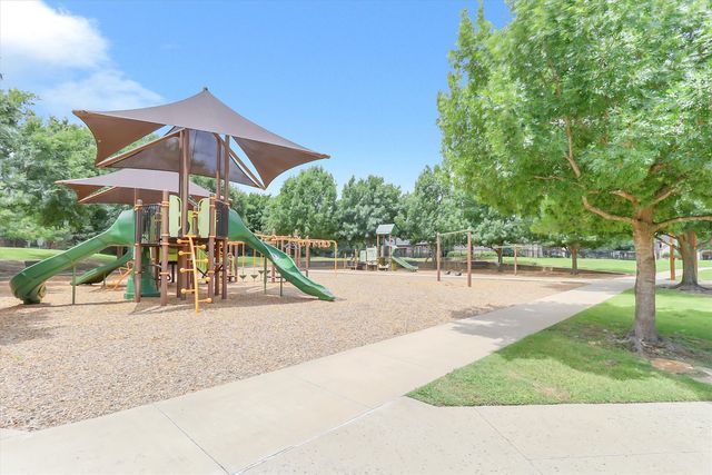 605 Royal Glen Drive, Murphy, TX 75094