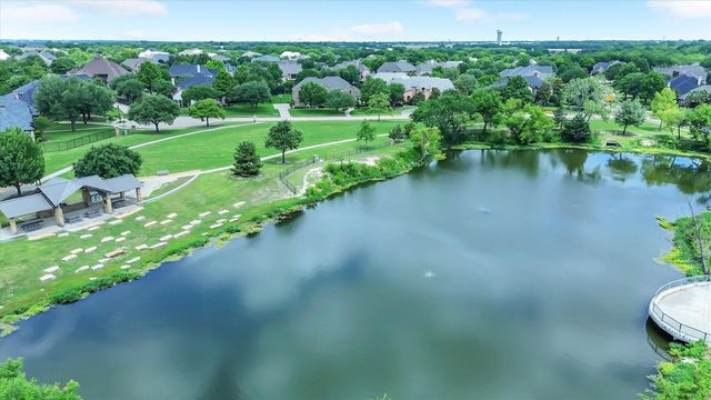 605 Royal Glen Drive, Murphy, TX 75094
