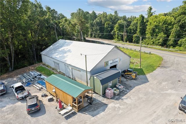 14417 Courthouse Rd, Dinwiddie, VA 23841