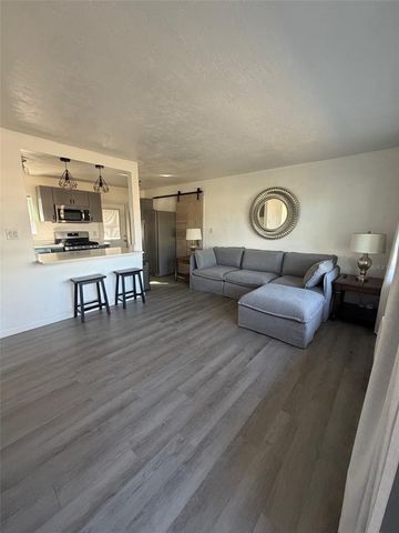 9372 88TH WAY, Seminole, FL 33777