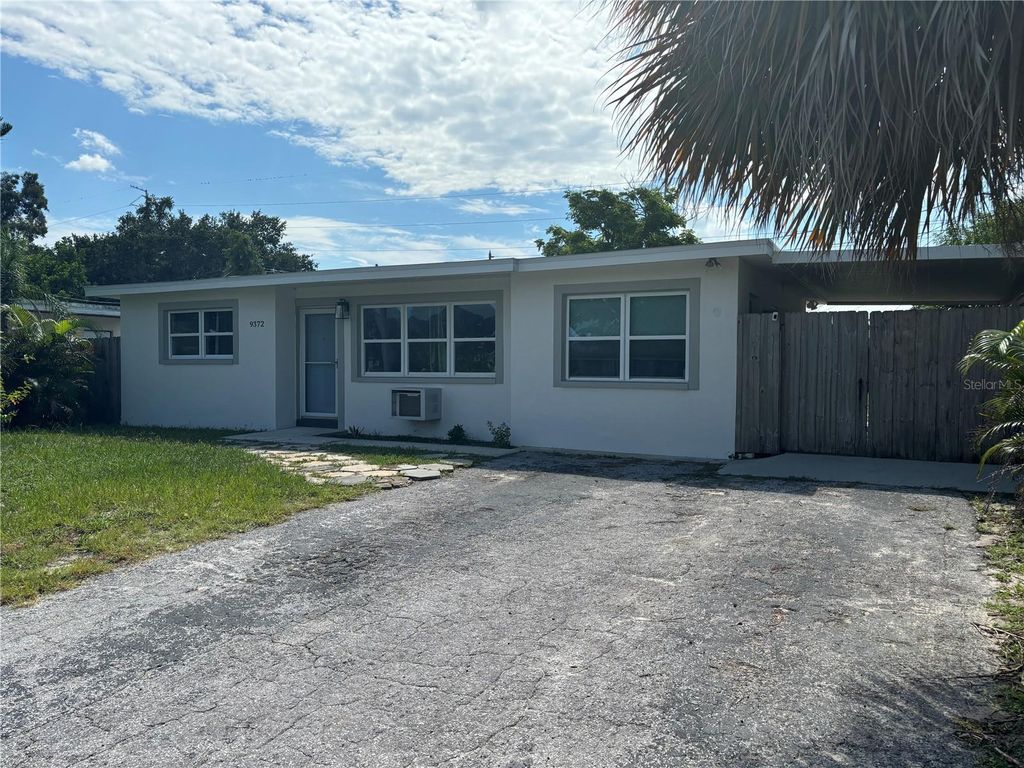 9372 88TH WAY, Seminole, FL 33777