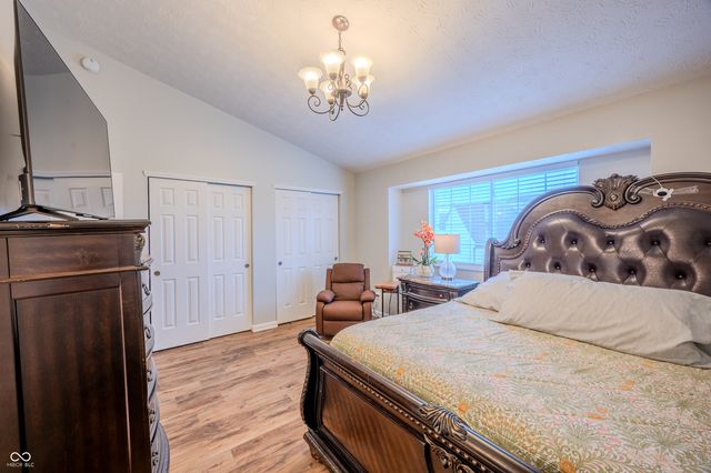 6628 Dunsdin Drive, Plainfield, IN 46168