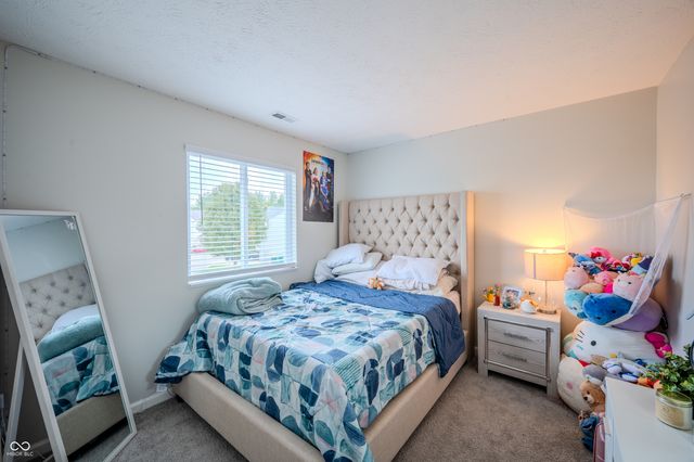 6628 Dunsdin Drive, Plainfield, IN 46168