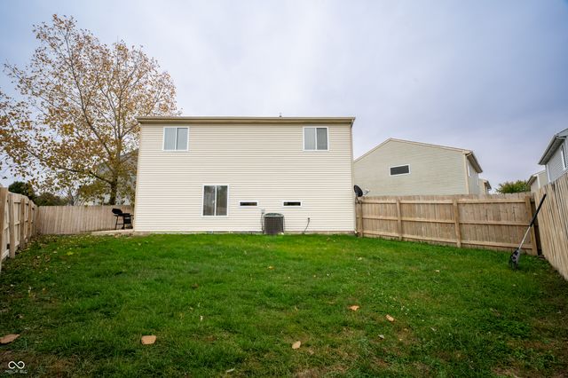 6628 Dunsdin Drive, Plainfield, IN 46168