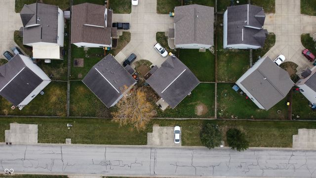 6628 Dunsdin Drive, Plainfield, IN 46168