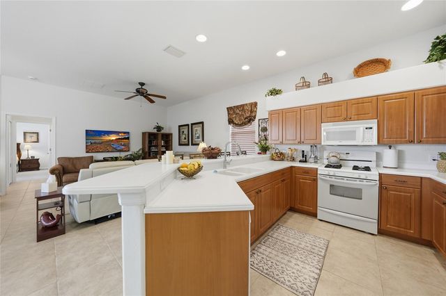 1923 COCONUT PALM CIRCLE, North Port, FL 34288