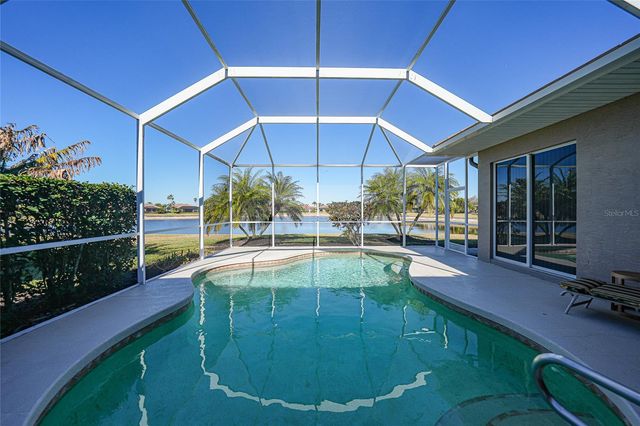 1923 COCONUT PALM CIRCLE, North Port, FL 34288