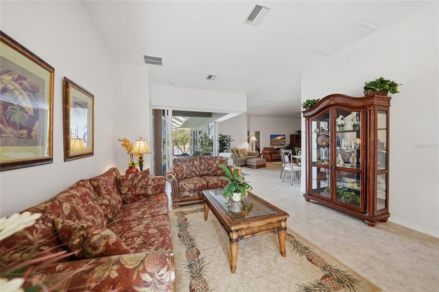 1923 COCONUT PALM CIRCLE, North Port, FL 34288