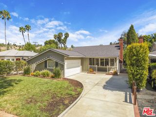 22041 Providencia Street, Woodland Hills, CA 91364