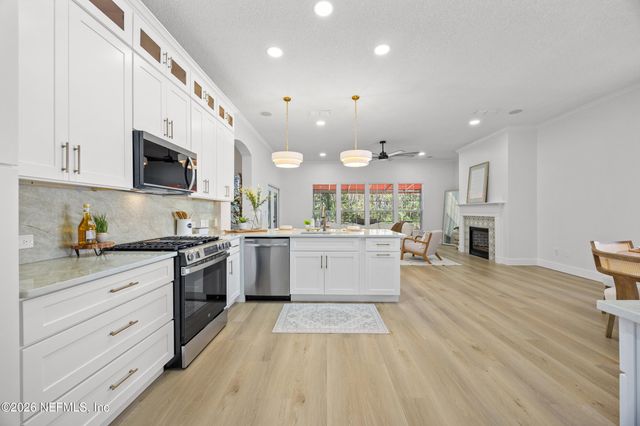 1718 PEPPER STONE Court, St. Augustine, FL 32092