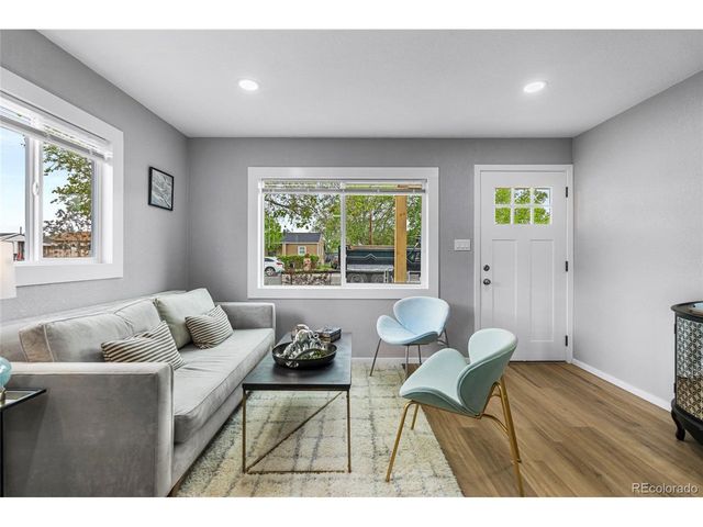 6980 Niagara St, Commerce City, CO 80022