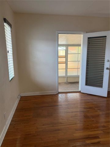 3255 18TH STREET N, St Petersburg, FL 33713