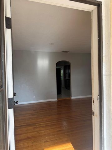 3255 18TH STREET N, St Petersburg, FL 33713