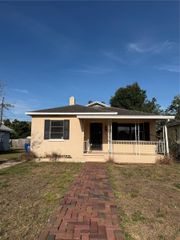 3255 18TH STREET N, St Petersburg, FL 33713