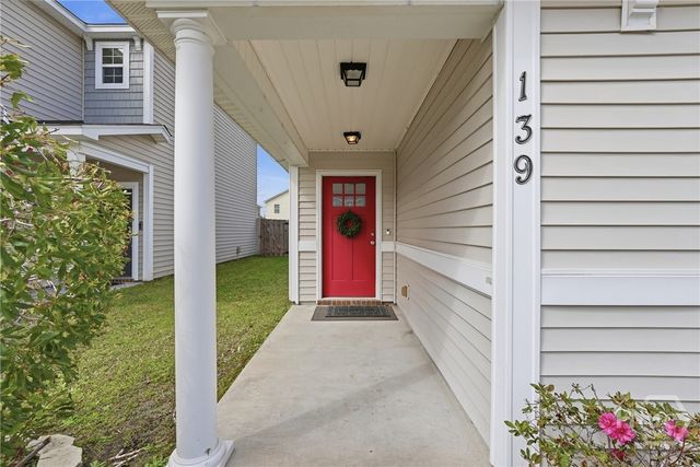 139 Chapel Lake S, Savannah, GA 31419