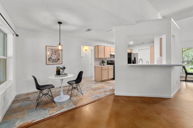 9104 Elm Creek CV, Austin, TX 78736