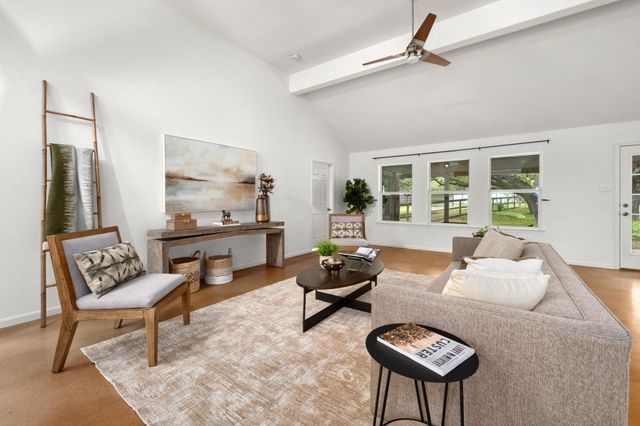 9104 Elm Creek CV, Austin, TX 78736
