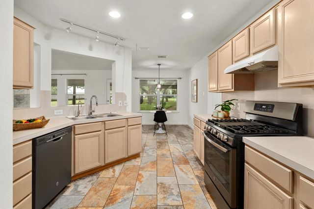 9104 Elm Creek CV, Austin, TX 78736